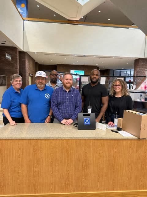 Equipment to Lincoln Library
